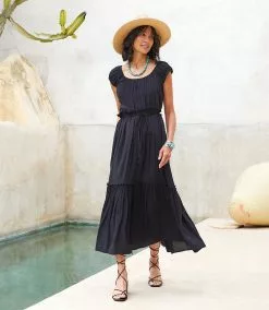 Karen Kane Extended Sleeve Dress