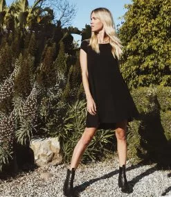 Karen Kane Maggie Trapeze Dress