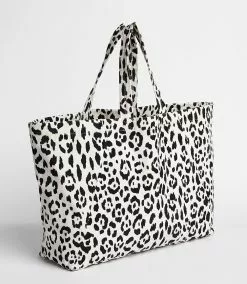 Karen Kane Weekend Tote Bag