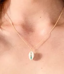 Karen Kane Shell Pendant Necklace -karen kane Sales Shop cowrie