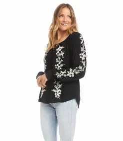 Karen Kane Embroidered Peasant Top -karen kane Sales Shop karenkane 2022 fall 3L55213 BLC 004