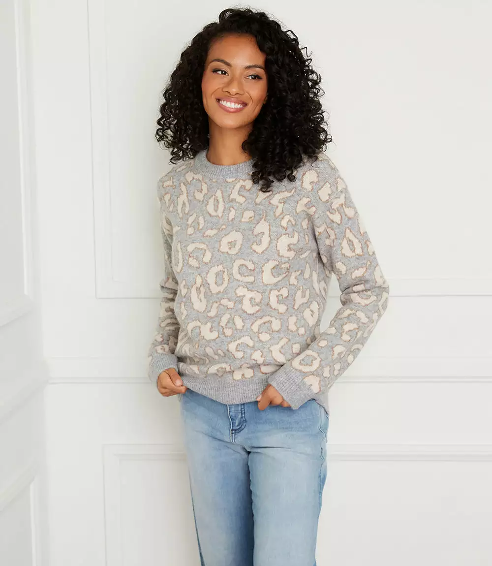 Karen Kane Animal Jacquard Pullover 9 Karen Kane Animal Jacquard Pullover - Image 7