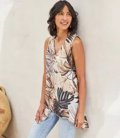 Karen Kane Uneven Hem Tank