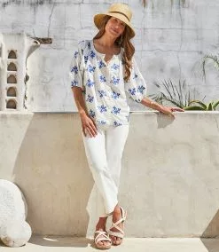 Karen Kane Embroidered Top 18 Karen Kane Embroidered Top -karen kane Sales Shop karenkane 2023 spring 1L20177 BLO 008