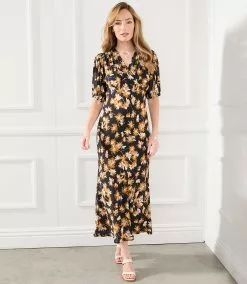 Karen Kane Bias Puff Sleeve Dress 14 Karen Kane Bias Puff Sleeve Dress -karen kane Sales Shop karenkane 2023 spring 1L40564 PRT 006