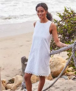 Karen Kane Eyelet Shift Dress -karen kane Sales Shop karenkane 2023 summer 2L74559 OWH 006 scaled