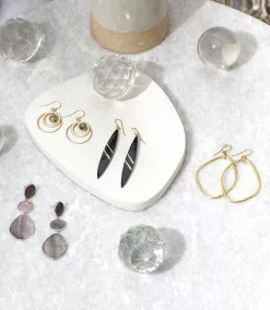 Karen Kane Kenyan Cowhorn & Brass Earrings 8 Karen Kane Kenyan Cowhorn & Brass Earrings -karen kane Sales Shop soona 5bd58111 1817 4df0 886c 1e474d4ebbfd