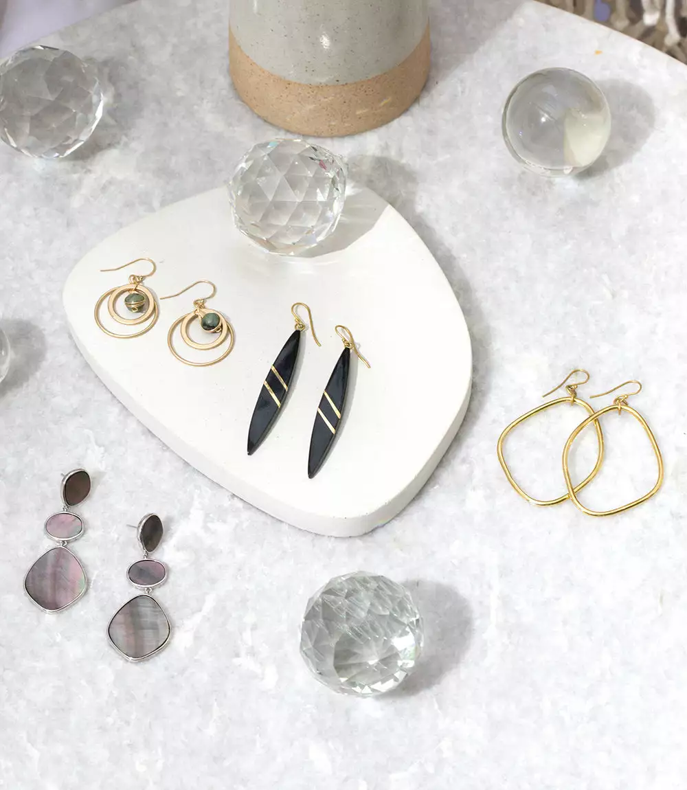 Karen Kane Kenyan Cowhorn & Brass Earrings 5 Karen Kane Kenyan Cowhorn & Brass Earrings - Image 3